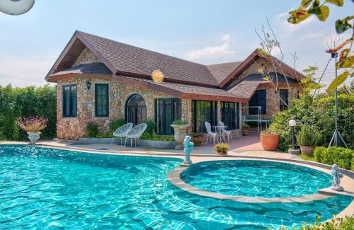Khlong Muang Villa | Experience Family-Friendly Comfort at Chateau de Prim Khao Yai
