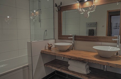 Vallandry Ski Chalet | Guest Rated 10/10: Chateau Doggestein - Pet Friendly Chalet