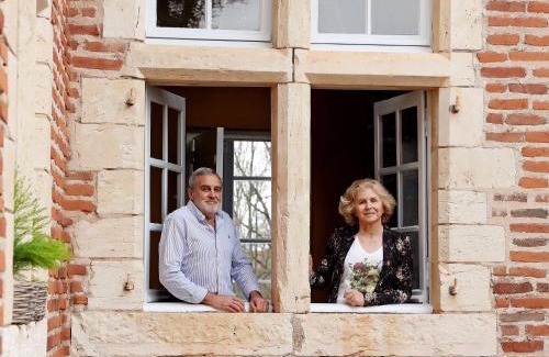 Albi House | Experience the Elegance of Chateau du Go with Ocean Views