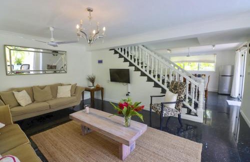 Beau Vallon Villa | Elegant Oceanfront Villa at Chateau Elysium - 5 Star Stay
