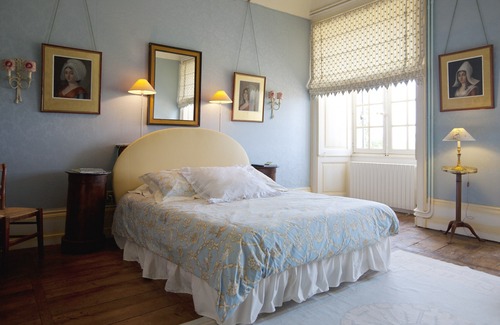 Saint-Junien-les-Combes Other | Experience a Dream Week at Chateau de Sannat Hotel