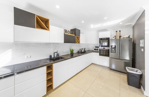 Mateh Yehuda House | Escape to Chateau Gabriel: 6 BR Villa with Heated Pool