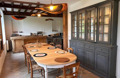 Saint-Denis-le-Thiboult Hotel | Inviting Chateau-Hotel De Belmesnil with Family-Friendly Perks