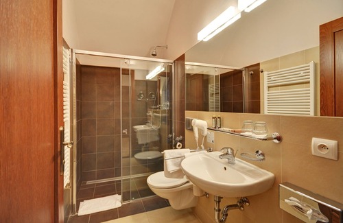 Liblice Hotel | Discover Comfort at Chateau Hotel Liblice - 4-Star Retreat