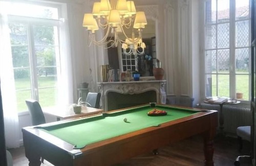 Saint-Cirgues-sur-Couze House | Indulge at Chateau les 4 saisons: Pool, Spa & Family Fun