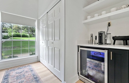 Austin House | Experience Chateau Lake Austin: Guest Rated 9.8, Pet Friendly