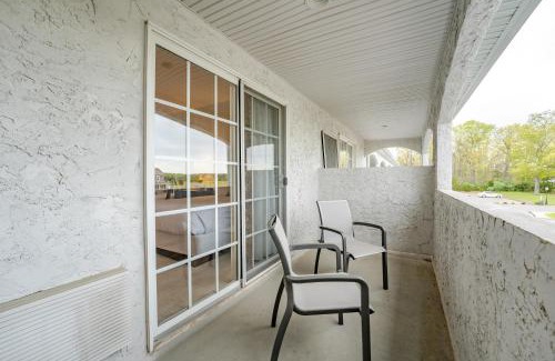 Egg Harbor City Hotel | Renowned Chateau Renault: Oceanfront Haven with Pool