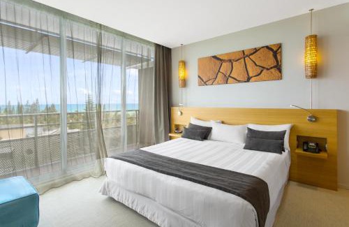Noumea Hotel | Beachfront Bliss at Chateau Royal Beach Resort & Spa