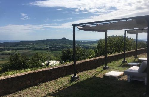 Gyulakeszi Apartment | Unforgettable Stay at Chateau Segesdi BorApartman