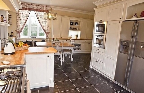 Dohem House | Indulgent Chateau with Pool, Hot Tub & Sauna Retreat