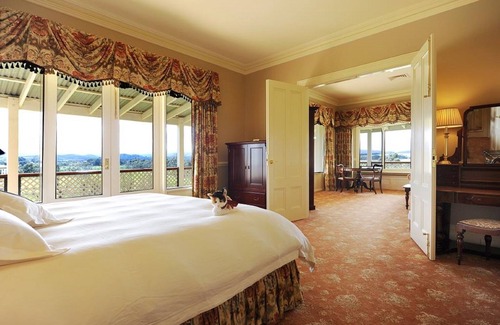 Yering Hotel | Indulge at Chateau Yering Hotel: 5-Star Eco-Friendly Retreat