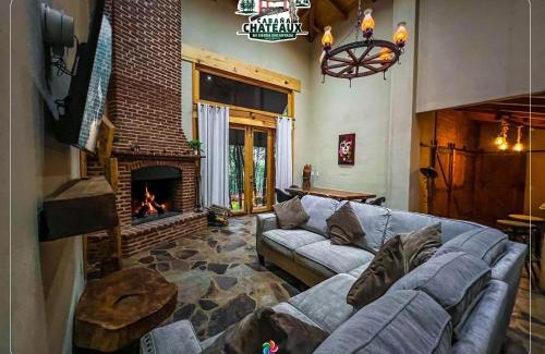 Mazamitla House | Cozy Cabin Retreat in Mazamitla with Breakfast & Kitchen