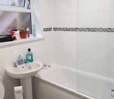 Chatham House | Cozy Chatham Private Rooms with Kitchen Amenities