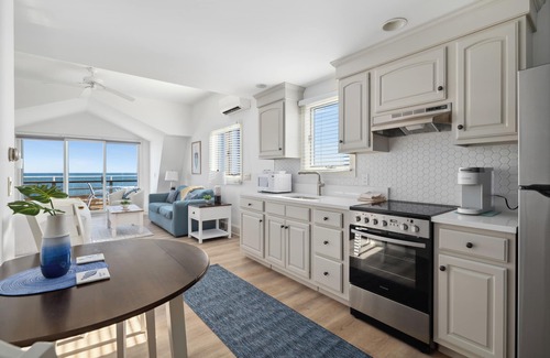 South Chatham Hotel | Ocean View Retreat at Chatham Tides - Rated 9.4/10