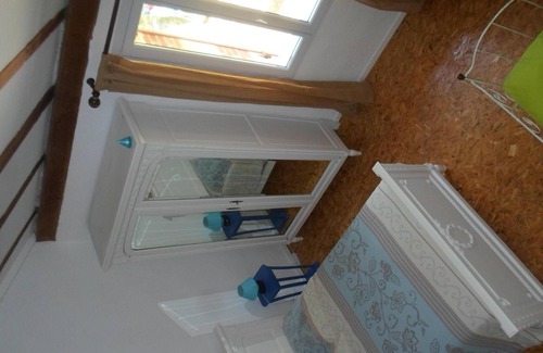 Mezos Cottage | Chaton, Gite, fresh air et great art, 10 min from the Landes beaches