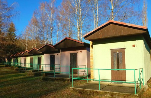 Maly Ratmirov Cabin | Enjoy Oceanfront Comfort at Chatový tábor Malý Ratmírov