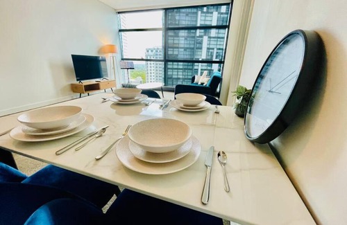 Chatswood Apartment | Premier Chatswood One Bedroom with Pool and Gym Access
