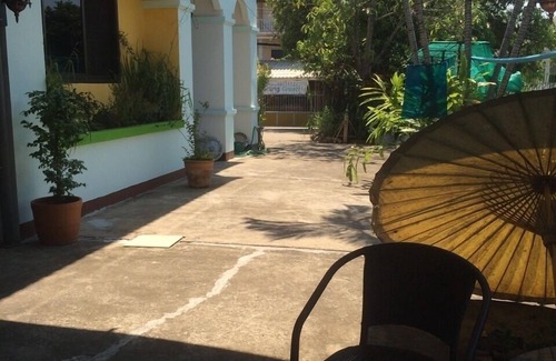 Pa Daet Bed & Breakfast | Chatters Area Room with Spa & Pool for Memorable Stays
