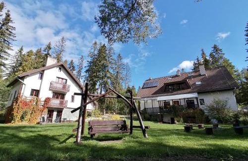 Tatranska Strba House | Discover Relaxation at Chaty Tatra with Spa & Breakfast