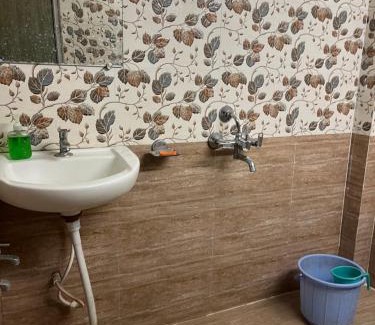 Faizabad Apartment | Top-Rated Family-Friendly Stay at Chaudhary Palace