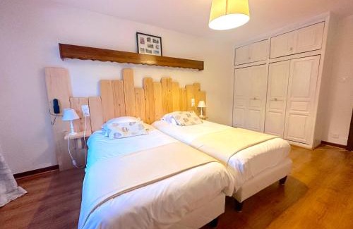 Xonrupt-Longemer Hotel | Escape to Chaume de Balveurche with Oceanfront Views