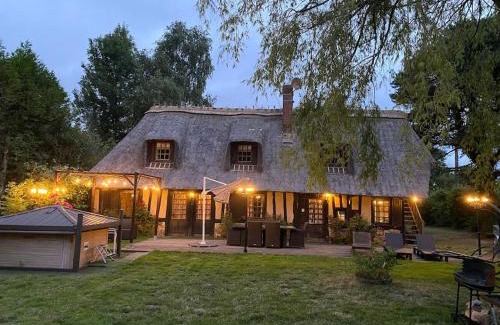 Saint-Philbert-sur-Risle House | Family Retreat with Oceanfront Views & Hot Tub, Rated 9.2