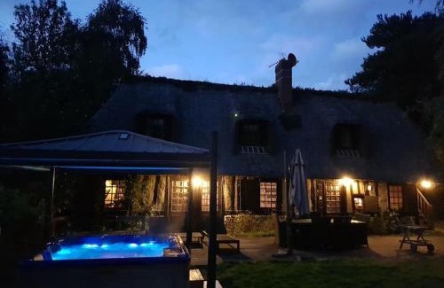 Saint-Philbert-sur-Risle House | Family Retreat with Oceanfront Views & Hot Tub, Rated 9.2