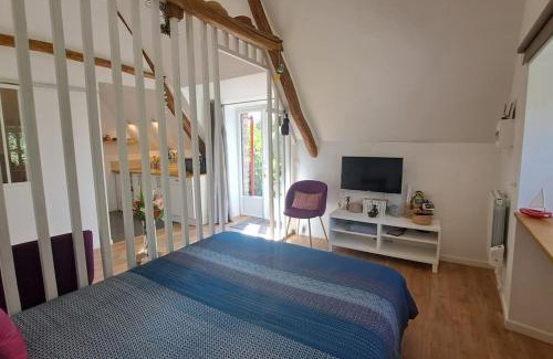Pluvigner House | Pet-Friendly Oceanfront Retreat at Chaumière de Kerréo