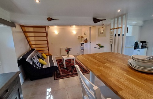 Pluvigner Cottage | Top-Rated Stay at Chaumière de Kerréo Elisa with Family Perks