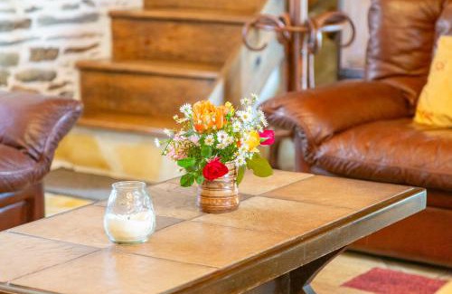 Plovan House | Experience Comfort at Chaumière Ty Plouz - 4-Star Retreat