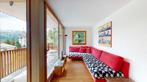 Pontresina Apartment | Discover Chavriöl: 4-Star Hotel with Top Guest Ratings
