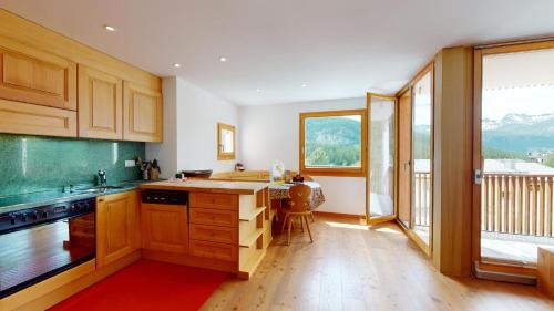 Pontresina Apartment | Discover Chavriöl: 4-Star Hotel with Top Guest Ratings
