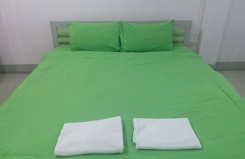 Sung Noen Hotel | Discover Comfort at Chawalee Place with Family-Friendly Amenities