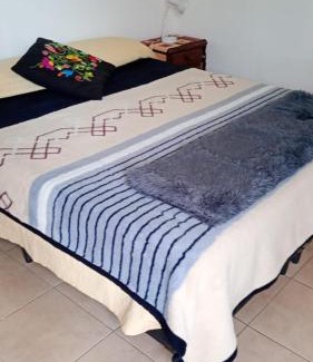 La Rioja Apartment | Top-Rated Chayerita Suite with Breakfast in La Rioja