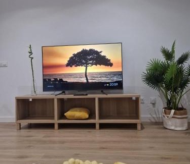 San Cristobal de La Laguna Apartment | Top-Rated CHC - Apartamento Wabalo: Family-Friendly Retreat