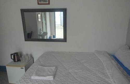 Kitwe Bed & Breakfast | Che-Joy Budget Lodge
