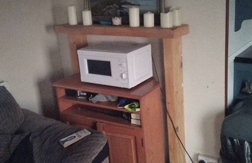 Keadue Cabin | Cheap & Cheerful Cabin with WiFi in Swinford