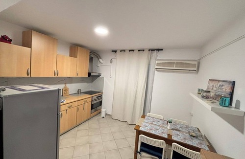 Nea Iraklitsa Apartment | Budget-Friendly Beach Studio with Pool in Nea Iraklitsa