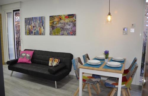 La Magdalena Apartment | Family-Friendly Stay with 24-Hour Check-In in Centro