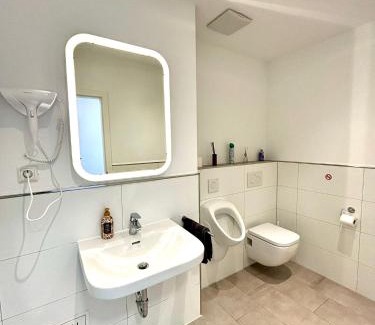 Villingen-Schwenningen House | Budget-Friendly Escape at Check In by BeOne Hotel