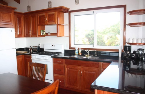 Placencia House | Relax and Unwind at Our Oceanfront Getaway