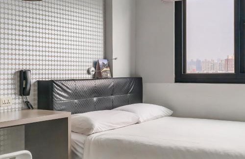 Yancheng District Hotel | Discover CHECK inn Express Kaohsiung by the Love River