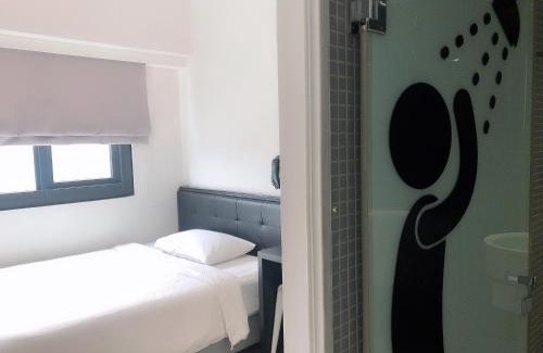 Yancheng District Hotel | Discover CHECK inn Express Kaohsiung by the Love River