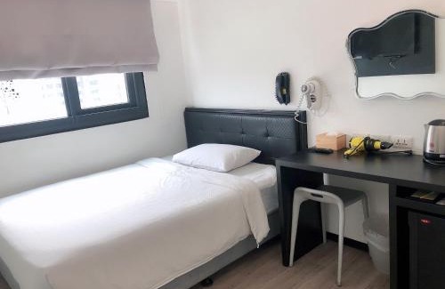 Yancheng District Hotel | Discover CHECK inn Express Kaohsiung by the Love River