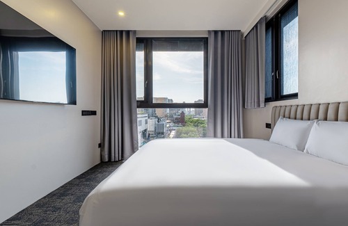 Zhongzheng Hotel | Discover Comfort at CHECK inn Taipei Hangzhou