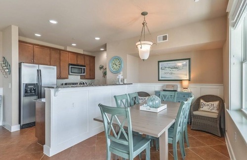 Red Fish Cove Condo | Prime Beachfront Location with Ocean Views and Pools