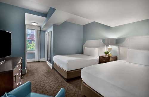 Central West End Hotel | Discover Iconic Barbershop Stay with Pool and Pet-Friendly Rooms
