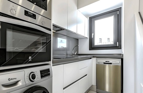 San Miguel de Abona Apartment | Oceanfront Complejo Ocean Boulevard: Guest Rated 9.6/10