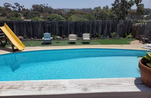 Townsite Cottage | Bright 1-Bedroom Retreat with Pool & Beach Access