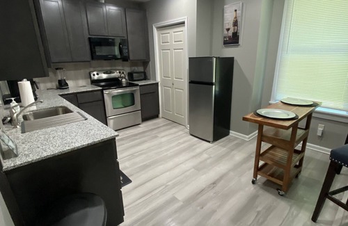 Jeff-Vander-Lou House | Cheerful 2BR Close to SLU University w/RV Parking